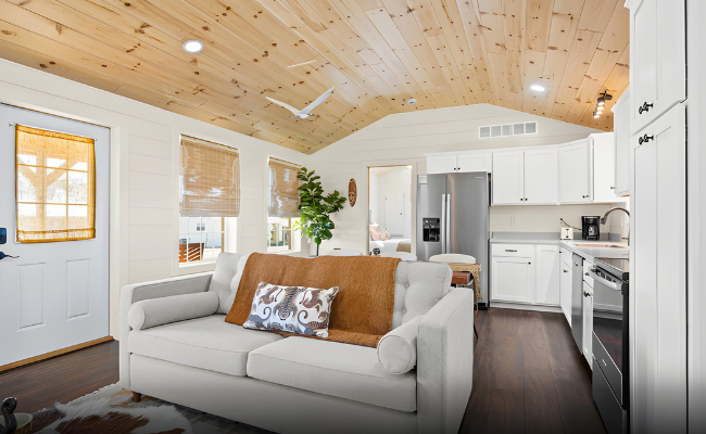 Rolling Acres Living Room - Lelands Modular Rolling Acres Living Room